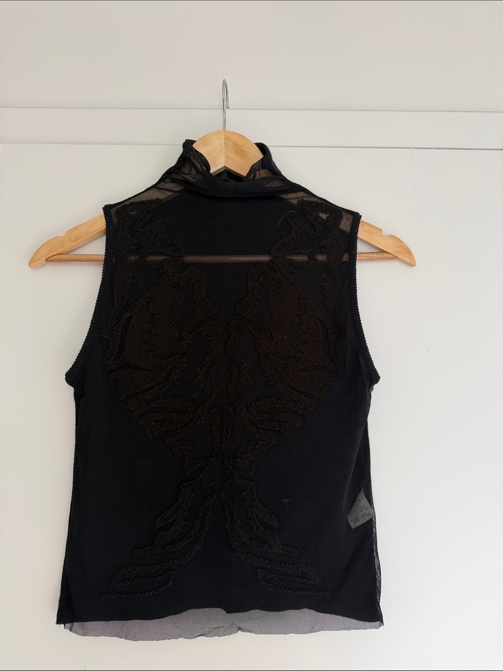 Sleeveless Black Patterned Mock Neck Top